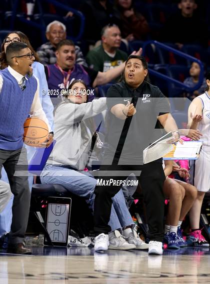 Thumbnail 3 in Catalina Foothills vs Pueblo (McKale Center) photogallery.