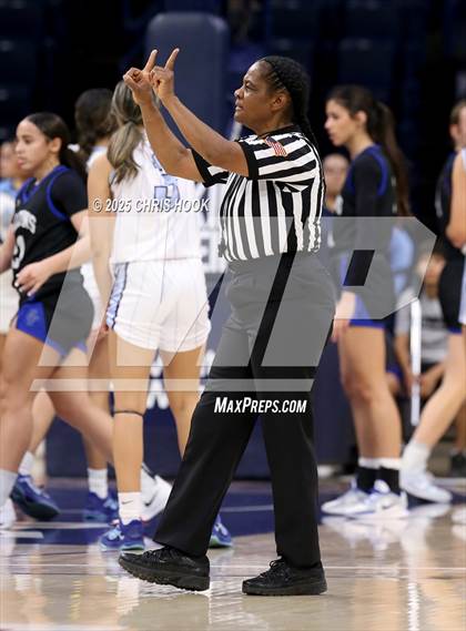 Thumbnail 3 in Catalina Foothills vs Pueblo (McKale Center) photogallery.