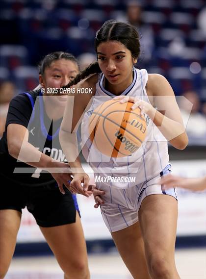 Thumbnail 3 in Catalina Foothills vs Pueblo (McKale Center) photogallery.