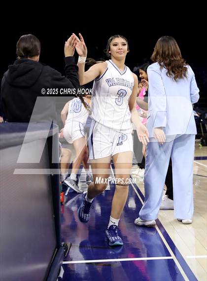 Thumbnail 3 in Catalina Foothills vs Pueblo (McKale Center) photogallery.