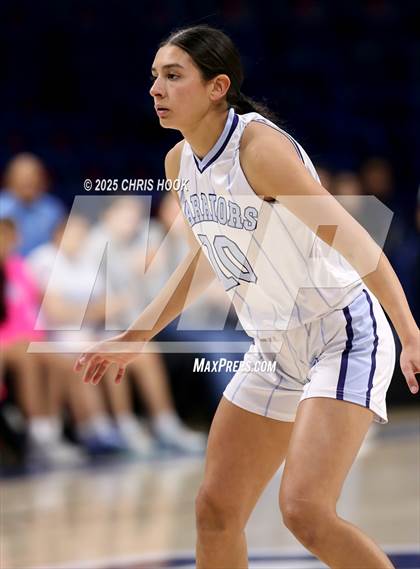 Thumbnail 2 in Catalina Foothills vs Pueblo (McKale Center) photogallery.