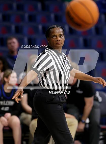 Thumbnail 3 in Catalina Foothills vs Pueblo (McKale Center) photogallery.