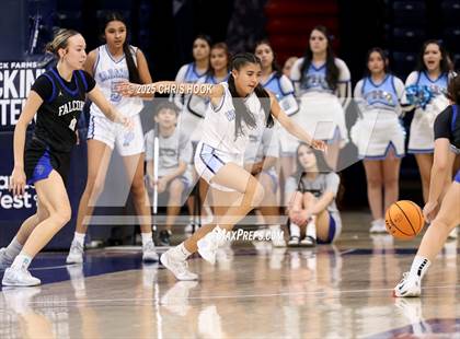 Thumbnail 2 in Catalina Foothills vs Pueblo (McKale Center) photogallery.