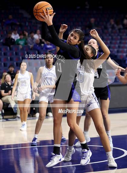 Thumbnail 2 in Catalina Foothills vs Pueblo (McKale Center) photogallery.