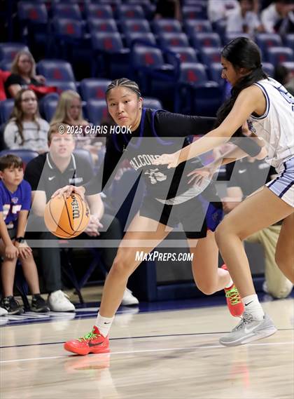 Thumbnail 2 in Catalina Foothills vs Pueblo (McKale Center) photogallery.