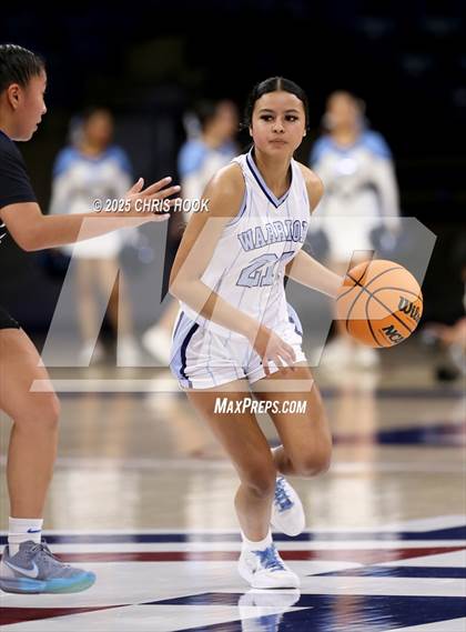 Thumbnail 1 in Catalina Foothills vs Pueblo (McKale Center) photogallery.