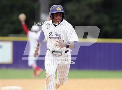 Thumbnail 2 in DeQuincy vs. St. Augustine photogallery.