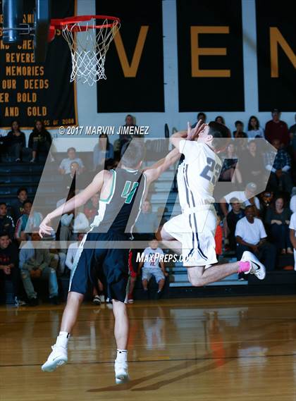 Thumbnail 3 in Ventura County All-Star Game photogallery.
