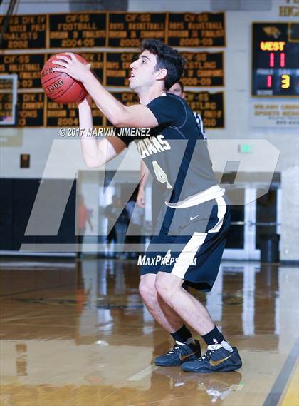 Thumbnail 3 in Ventura County All-Star Game photogallery.