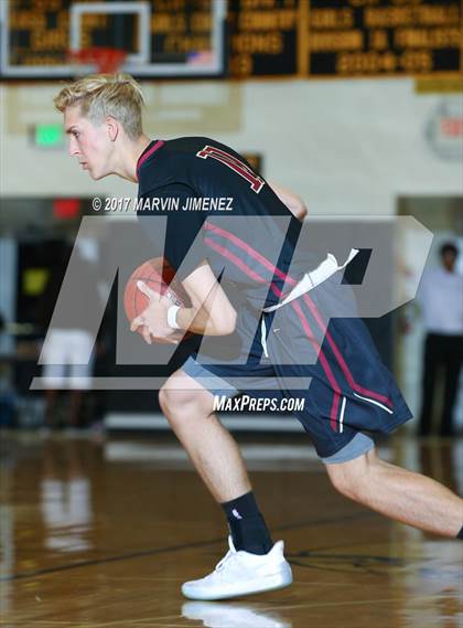 Thumbnail 2 in Ventura County All-Star Game photogallery.