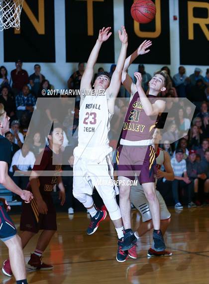 Thumbnail 2 in Ventura County All-Star Game photogallery.
