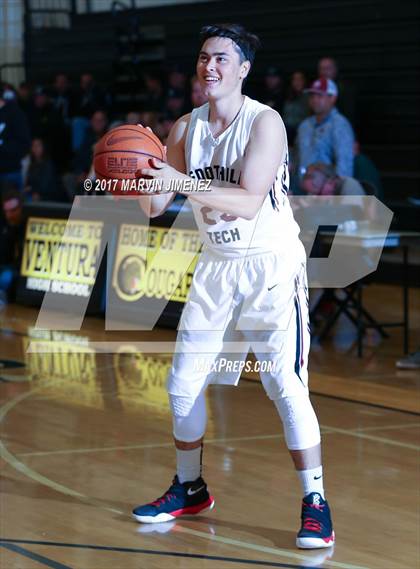 Thumbnail 1 in Ventura County All-Star Game photogallery.