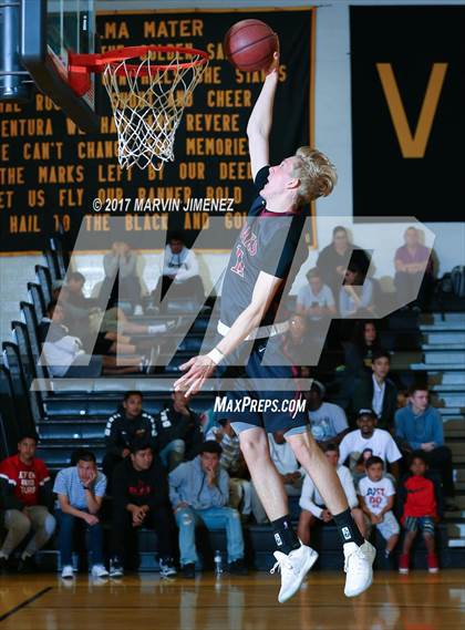 Thumbnail 1 in Ventura County All-Star Game photogallery.