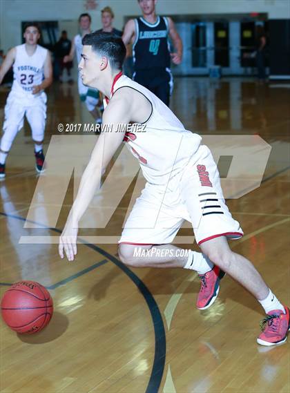 Thumbnail 3 in Ventura County All-Star Game photogallery.