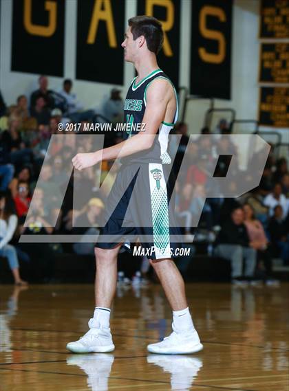 Thumbnail 1 in Ventura County All-Star Game photogallery.