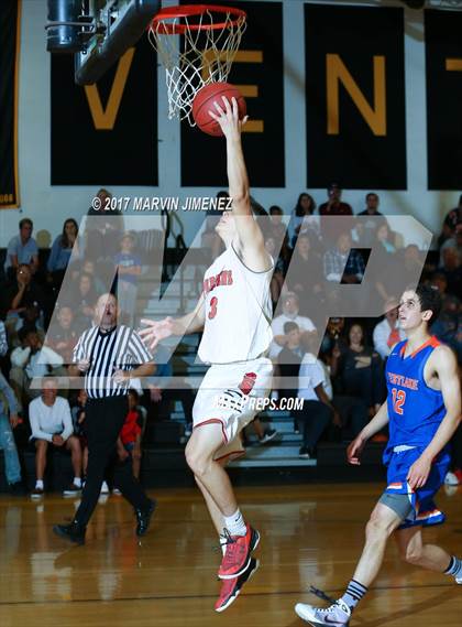 Thumbnail 3 in Ventura County All-Star Game photogallery.