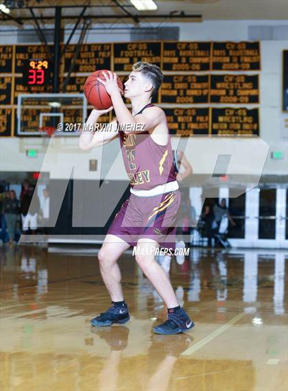 Thumbnail 3 in Ventura County All-Star Game photogallery.
