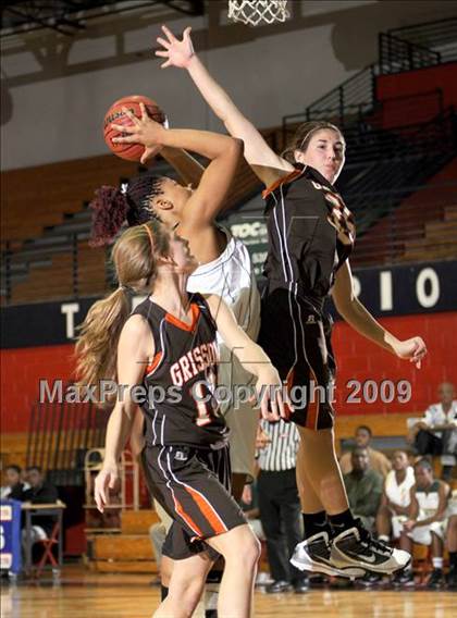 Thumbnail 3 in Grissom vs. Carver-Montgomery (Huntsville Times Ladies Classic) photogallery.