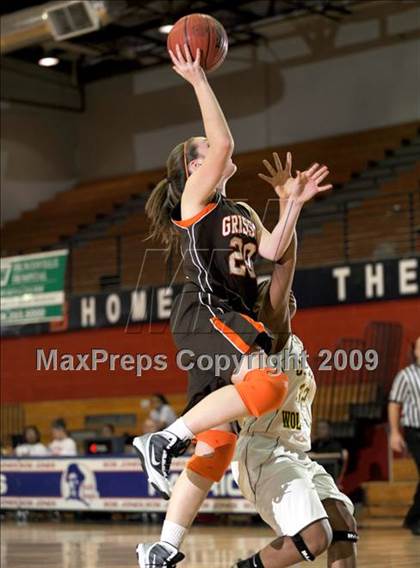 Thumbnail 2 in Grissom vs. Carver-Montgomery (Huntsville Times Ladies Classic) photogallery.