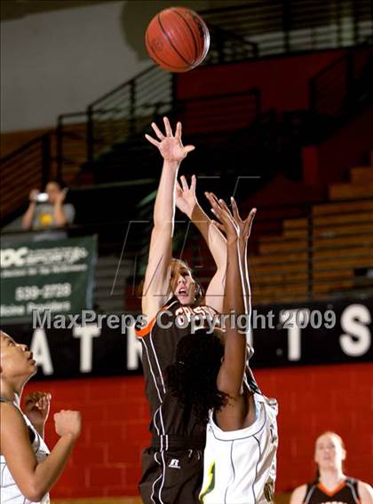 Thumbnail 3 in Grissom vs. Carver-Montgomery (Huntsville Times Ladies Classic) photogallery.