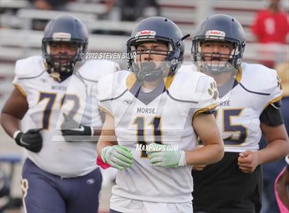 Thumbnail 1 in JV: Morse @ Point Loma photogallery.