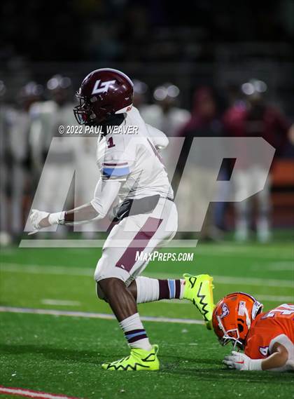 Thumbnail 2 in Loyalsock Township vs. Danville (PIAA District IV Class AAA Championship) photogallery.