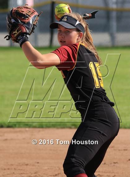 Thumbnail 2 in Monrovia vs Arcadia photogallery.
