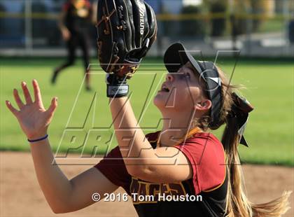Thumbnail 2 in Monrovia vs Arcadia photogallery.