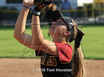 Thumbnail 2 in Monrovia vs Arcadia photogallery.