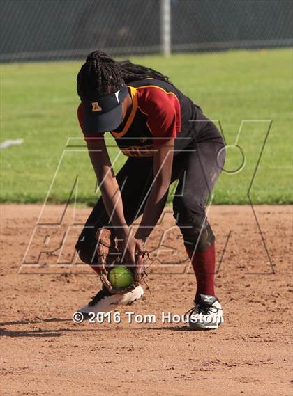 Thumbnail 2 in Monrovia vs Arcadia photogallery.
