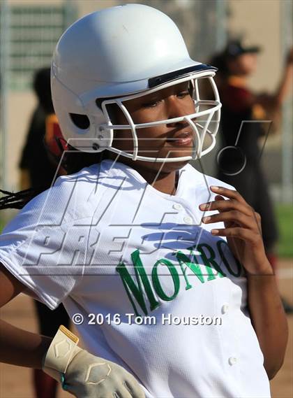 Thumbnail 3 in Monrovia vs Arcadia photogallery.