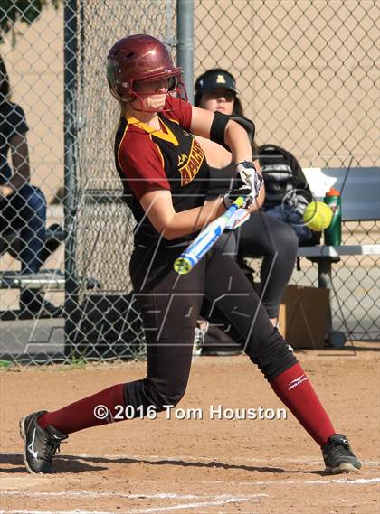 Thumbnail 3 in Monrovia vs Arcadia photogallery.