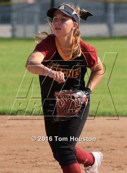 Thumbnail 2 in Monrovia vs Arcadia photogallery.