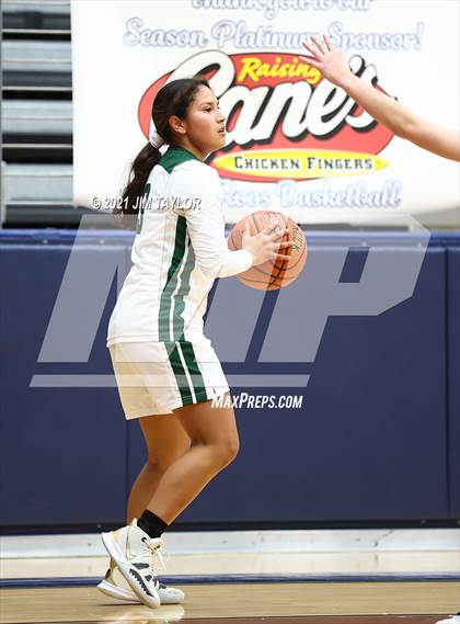 Thumbnail 1 in Decatur vs Birdville (Raising Cane's Chicken Lady Roo Christmas Classic) photogallery.