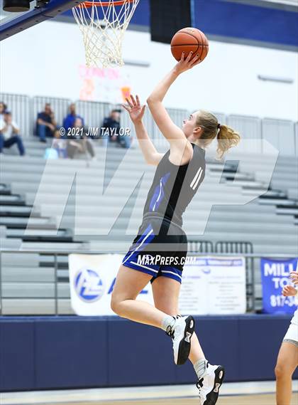 Thumbnail 3 in Decatur vs Birdville (Raising Cane's Chicken Lady Roo Christmas Classic) photogallery.