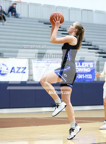 Thumbnail 1 in Decatur vs Birdville (Raising Cane's Chicken Lady Roo Christmas Classic) photogallery.
