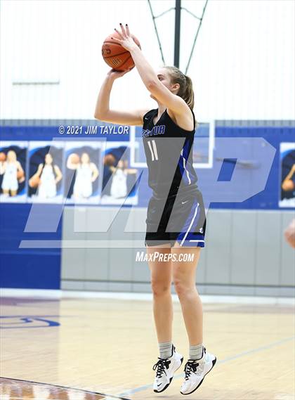 Thumbnail 2 in Decatur vs Birdville (Raising Cane's Chicken Lady Roo Christmas Classic) photogallery.