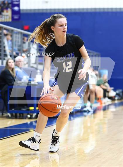 Thumbnail 3 in Decatur vs Birdville (Raising Cane's Chicken Lady Roo Christmas Classic) photogallery.