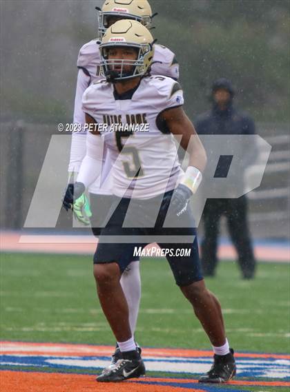 Thumbnail 2 in Notre Dame Catholic vs. Bloomfield (CIAC Class S Semifinal) photogallery.