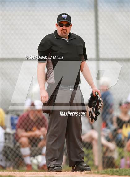 Thumbnail 1 in Fort Morgan @ Windsor (CHSAA 4A Regional Finals Game 2) photogallery.