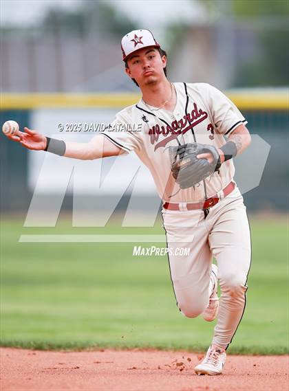 Thumbnail 3 in Fort Morgan @ Windsor (CHSAA 4A Regional Finals Game 2) photogallery.