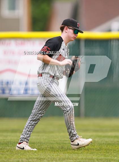 Thumbnail 2 in Fort Morgan @ Windsor (CHSAA 4A Regional Finals Game 2) photogallery.