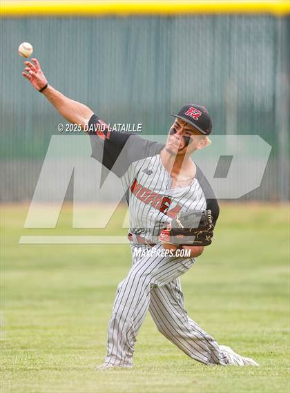 Thumbnail 3 in Fort Morgan @ Windsor (CHSAA 4A Regional Finals Game 2) photogallery.