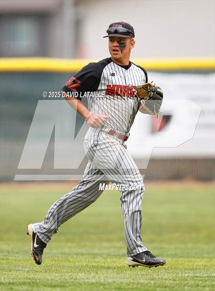 Thumbnail 3 in Fort Morgan @ Windsor (CHSAA 4A Regional Finals Game 2) photogallery.