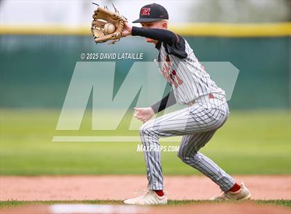 Thumbnail 1 in Fort Morgan @ Windsor (CHSAA 4A Regional Finals Game 2) photogallery.