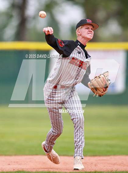 Thumbnail 1 in Fort Morgan @ Windsor (CHSAA 4A Regional Finals Game 2) photogallery.