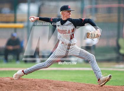 Thumbnail 1 in Fort Morgan @ Windsor (CHSAA 4A Regional Finals Game 2) photogallery.