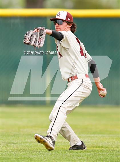Thumbnail 2 in Fort Morgan @ Windsor (CHSAA 4A Regional Finals Game 2) photogallery.
