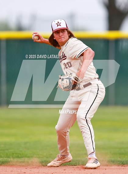 Thumbnail 2 in Fort Morgan @ Windsor (CHSAA 4A Regional Finals Game 2) photogallery.