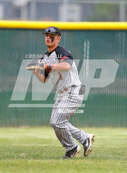 Thumbnail 2 in Fort Morgan @ Windsor (CHSAA 4A Regional Finals Game 2) photogallery.